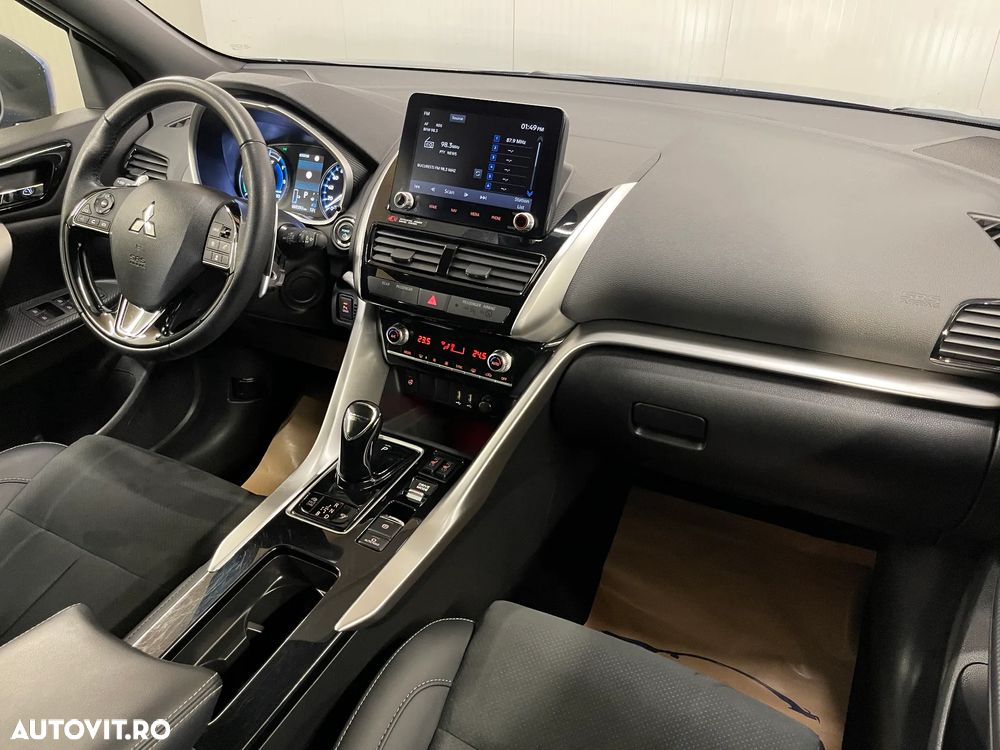 Mitsubishi Eclipse-Cross Plug-In Hybrid 4WD Plus - 8