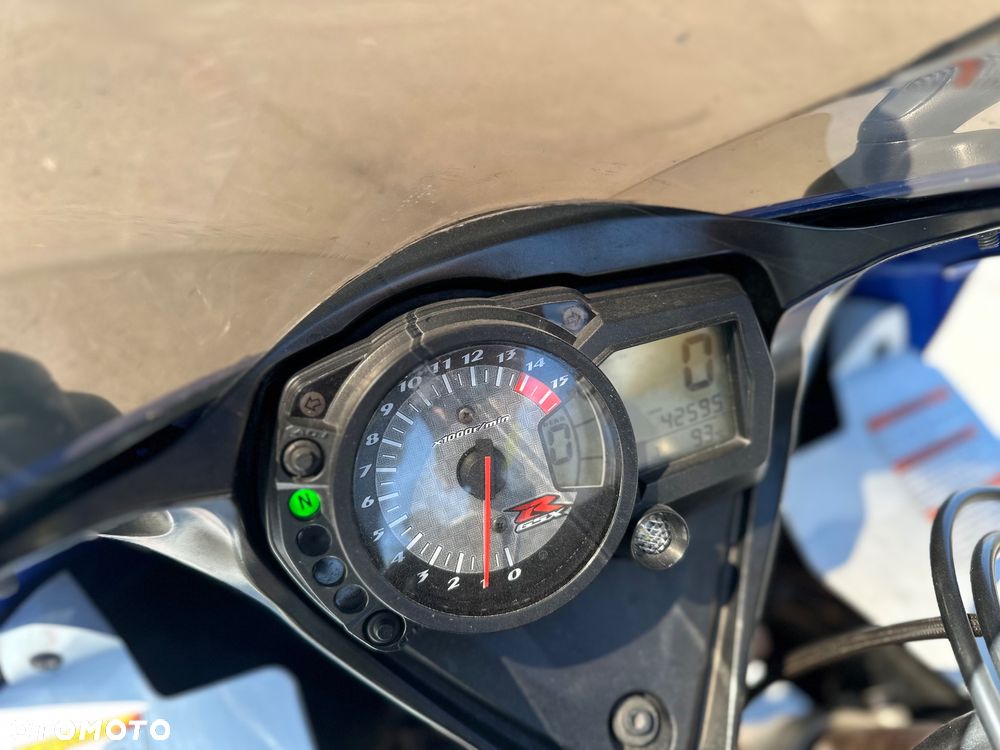 Suzuki GSX-R - 13