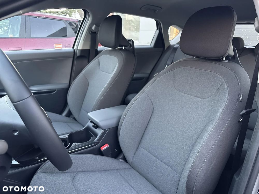 Kia K4 1.6 T-GDI M - 13