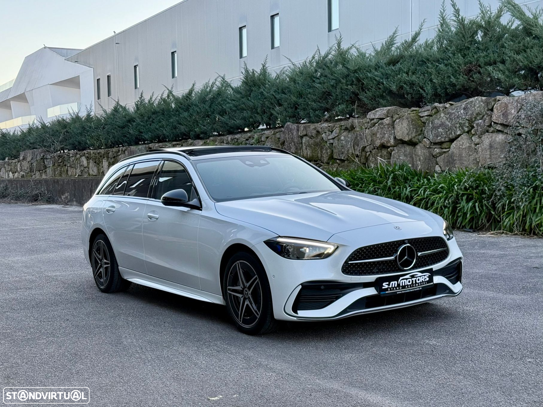 Mercedes-Benz C 300 e AMG Line - 15