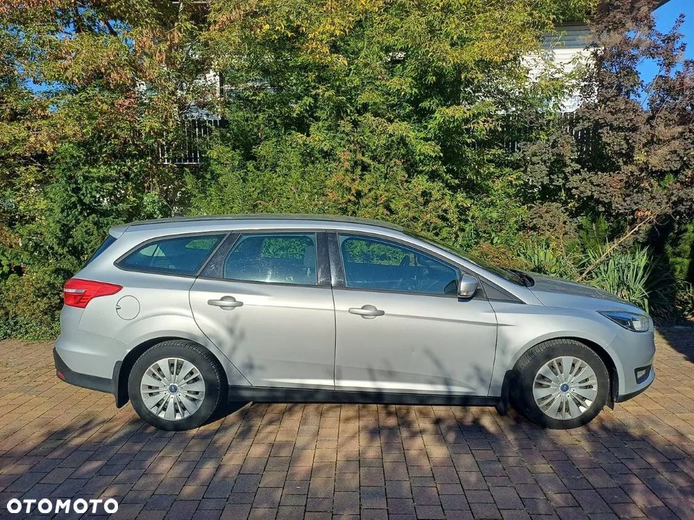 Ford Focus - 1