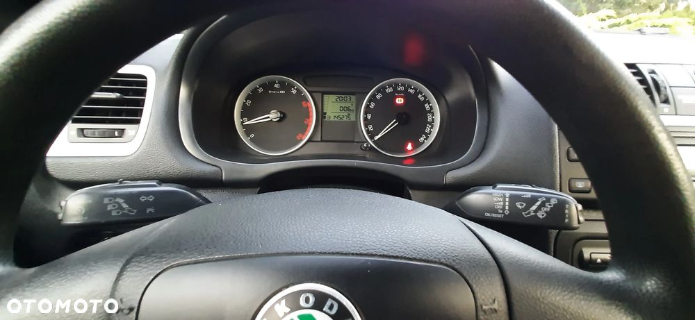Skoda Fabia 1.4 16V Comfort - 23