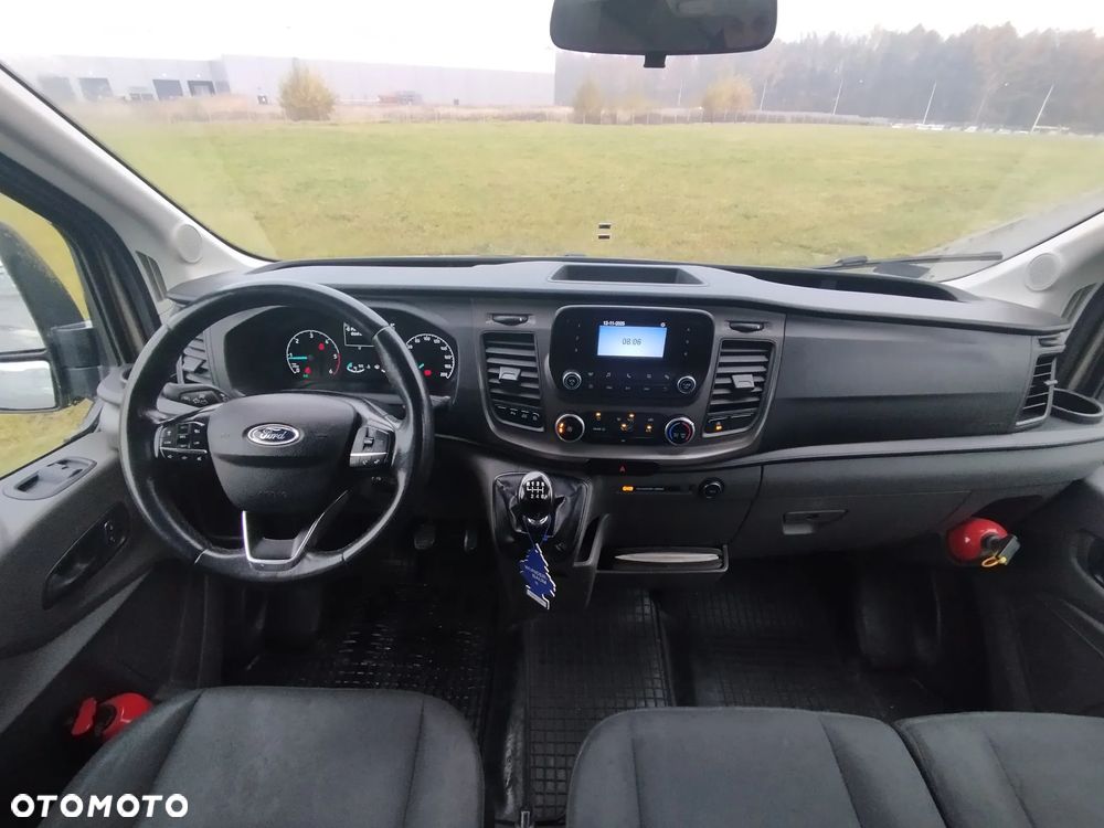 Ford Transit - 12