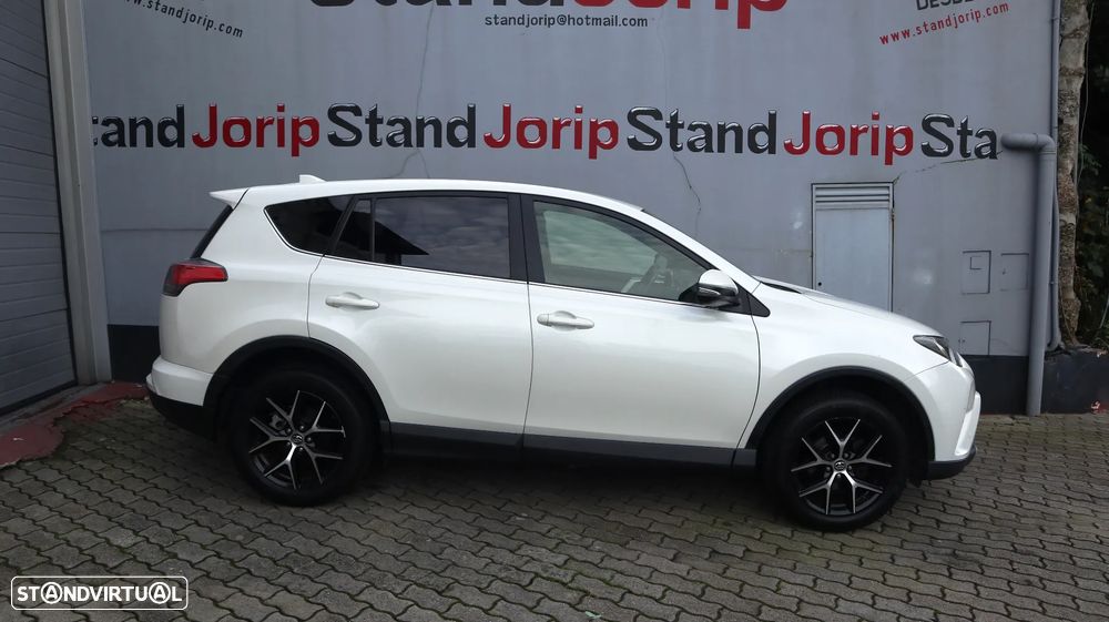 Toyota RAV4 2.0 D-4D 4x2 S&S Executive - 3