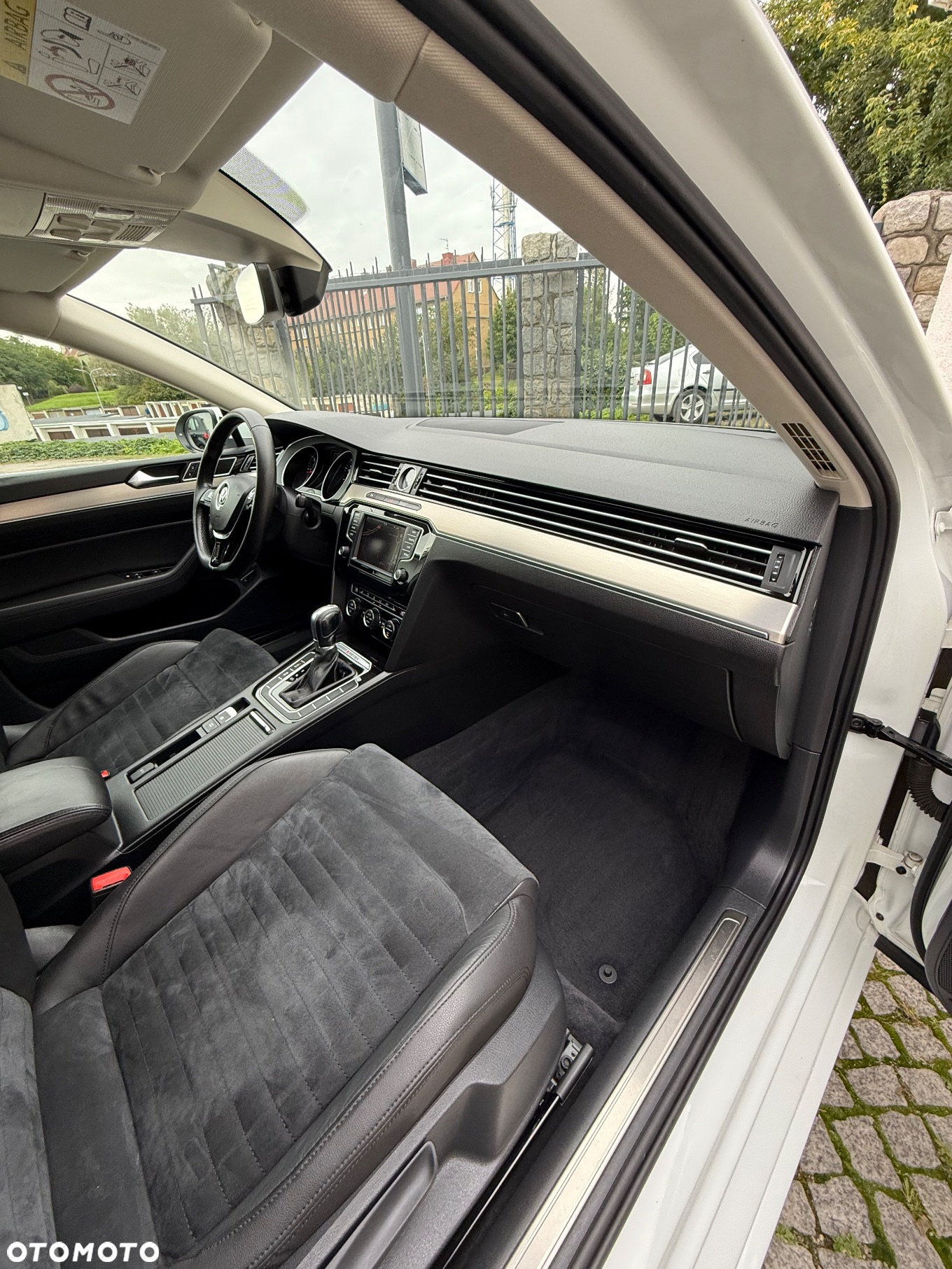 Volkswagen Passat 2.0 TDI BMT 4Mot Highline DSG - 25