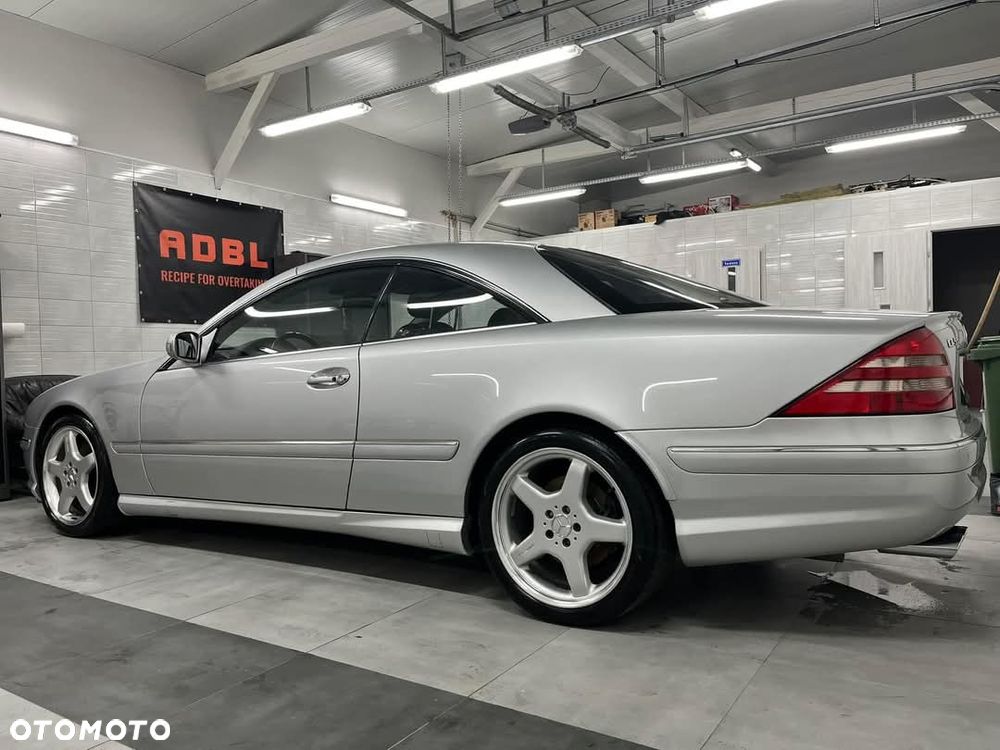 Mercedes-Benz CL - 12
