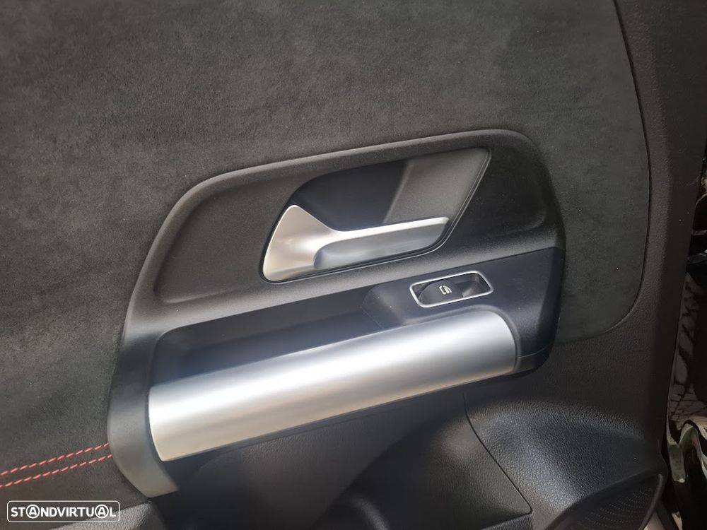 Mercedes-Benz GLA 250 e 8G-DCT AMG Line - 40