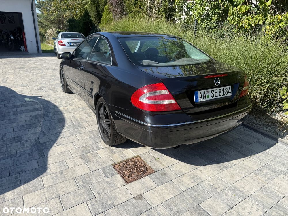 Mercedes-Benz CLK - 38