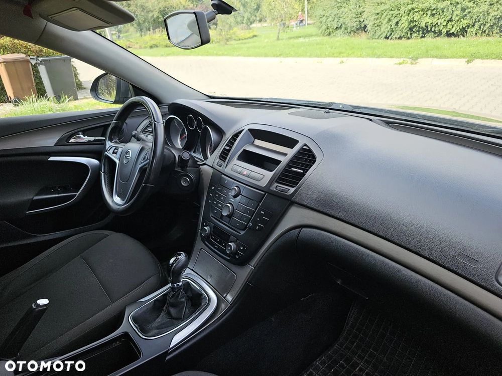 Opel Insignia 2.0 CDTI Design Edition - 25