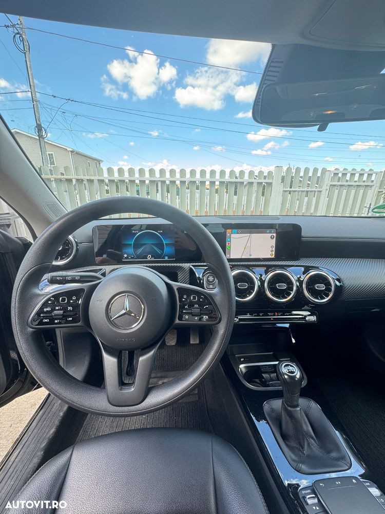 Mercedes-Benz CLA 180 d Shooting Brake - 8