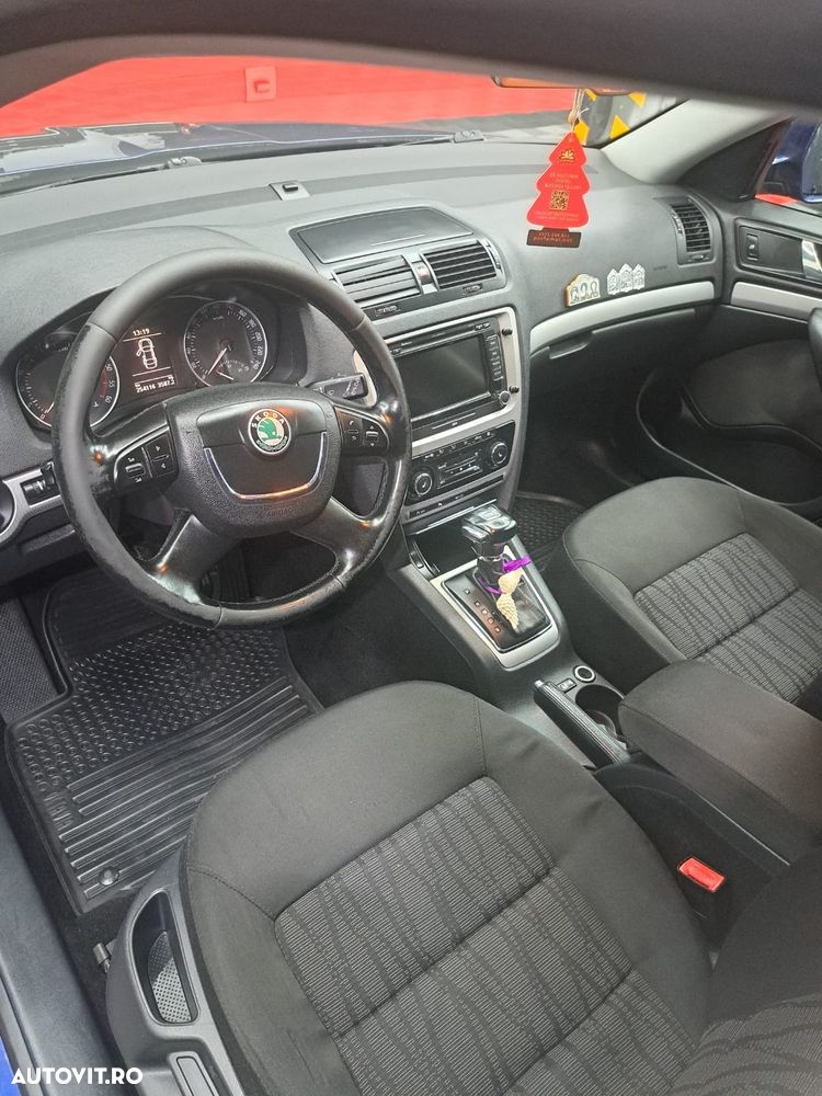Skoda Octavia 1.6 TDI Ambiente DSG - 11