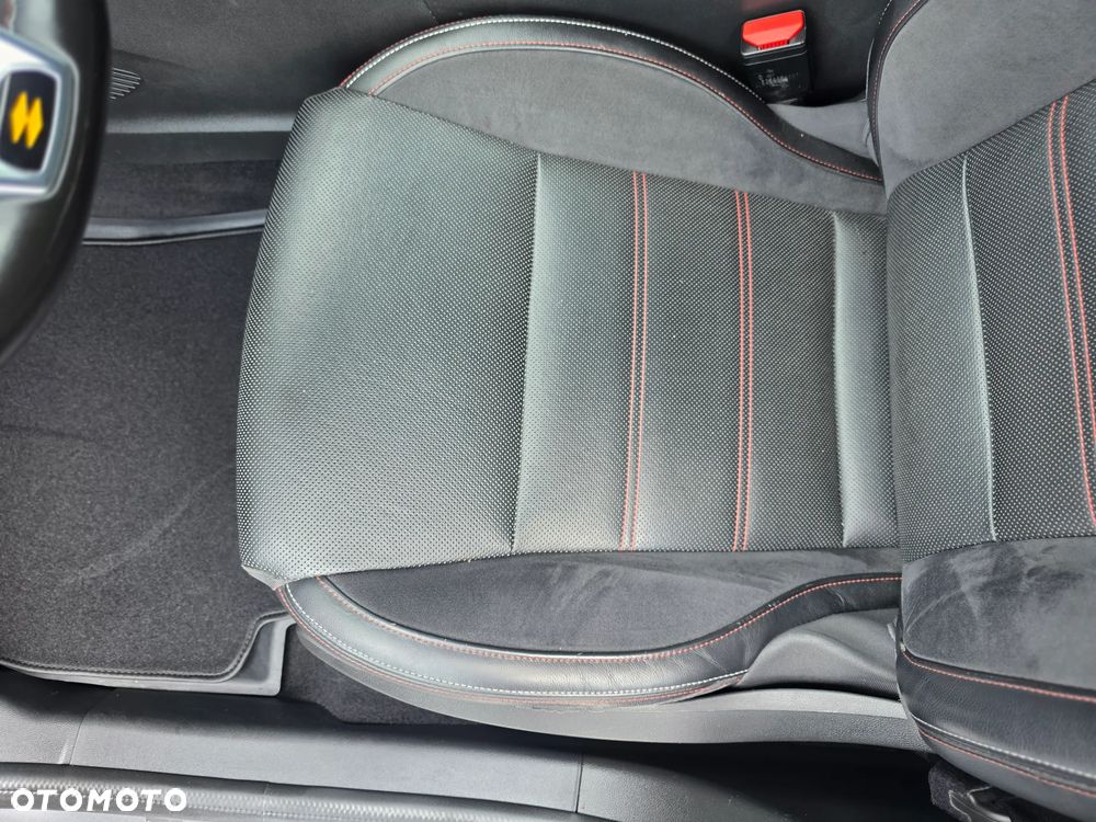 Renault Arkana 1.3 TCe mHEV R.S Line EDC - 29
