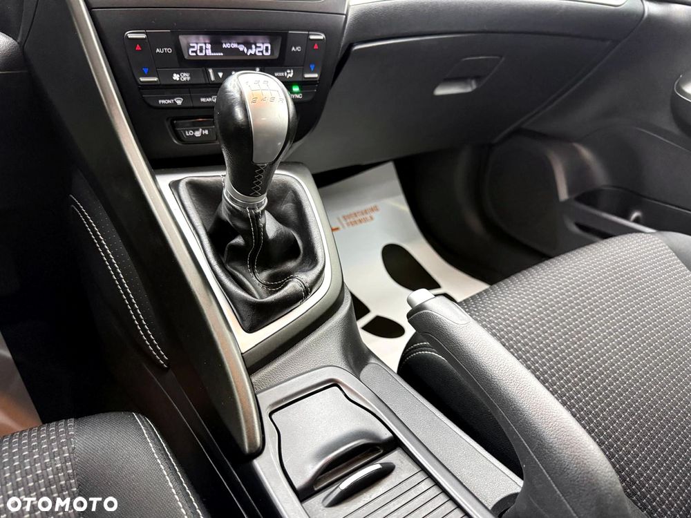 Honda Civic 1.4 i-VTEC Sport Black Edition - 20