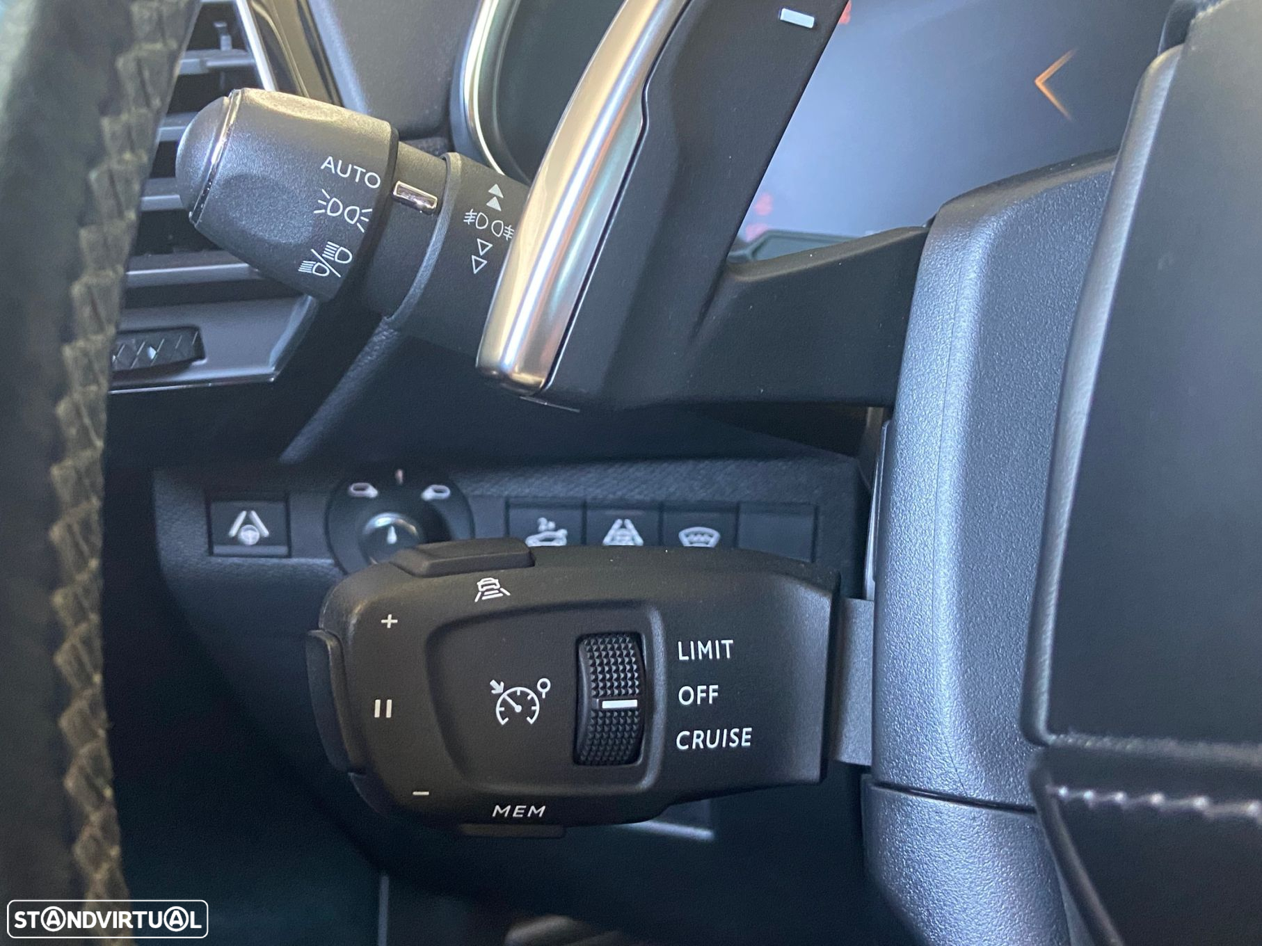 DS DS7 Crossback - 19