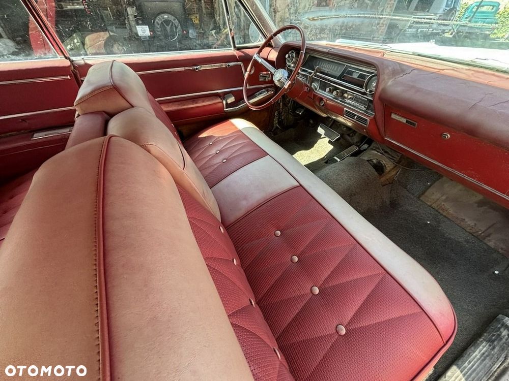 Cadillac Deville - 37