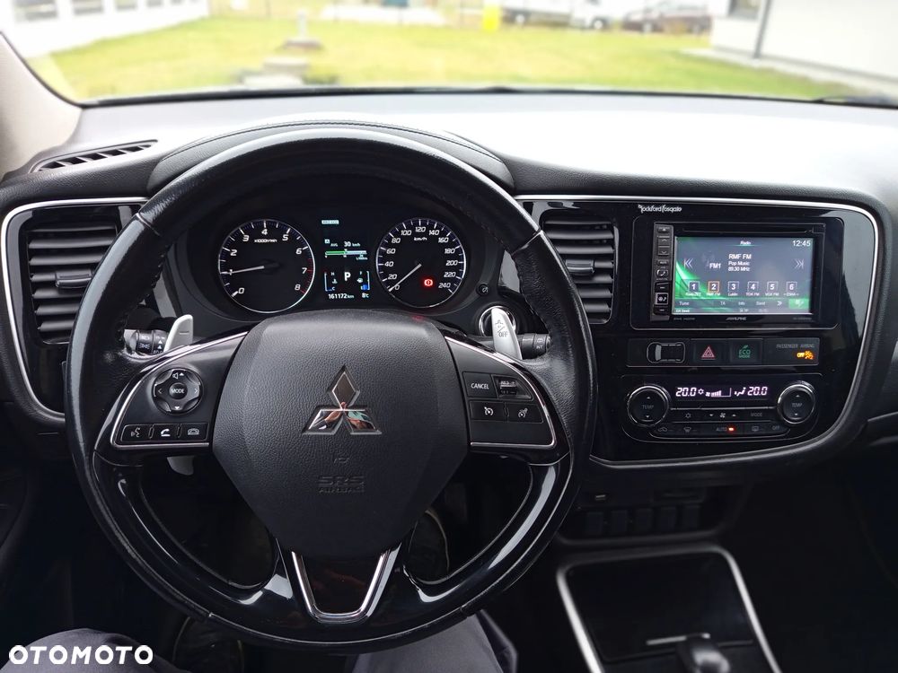 Mitsubishi Outlander 2.0 Intense + Navi 4WD CVT - 7