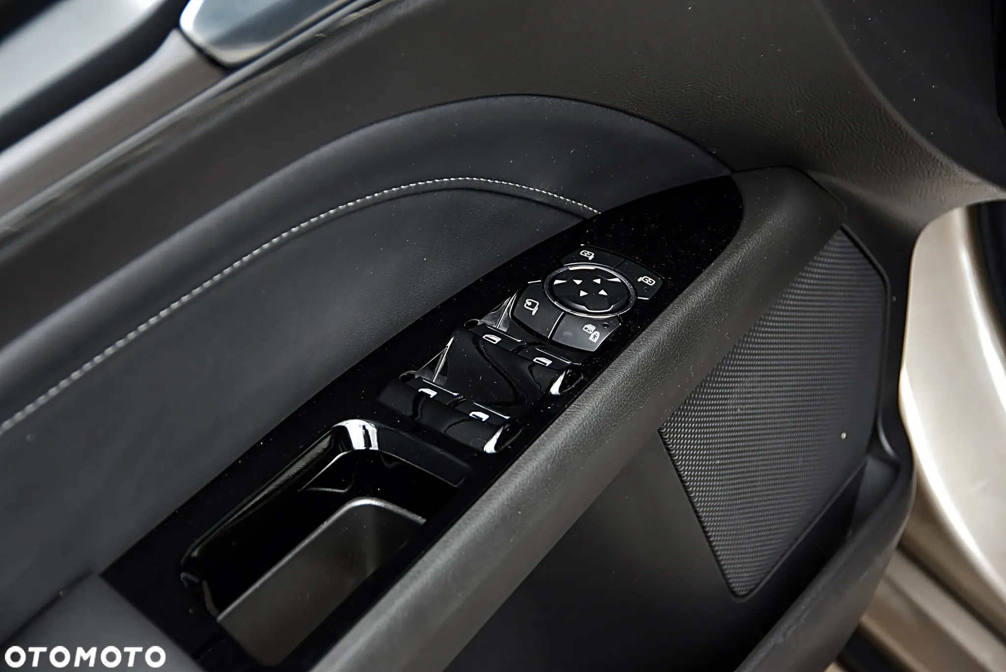 Ford Mondeo 1.5 EcoBoost Titanium - 35