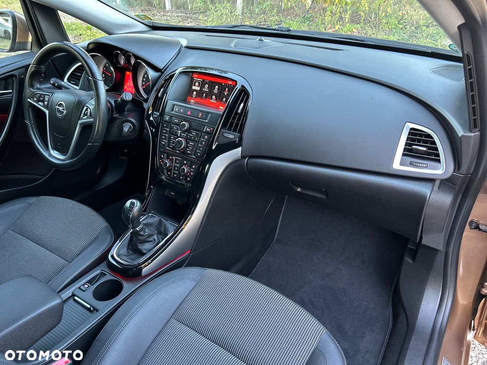 Opel Astra - 22