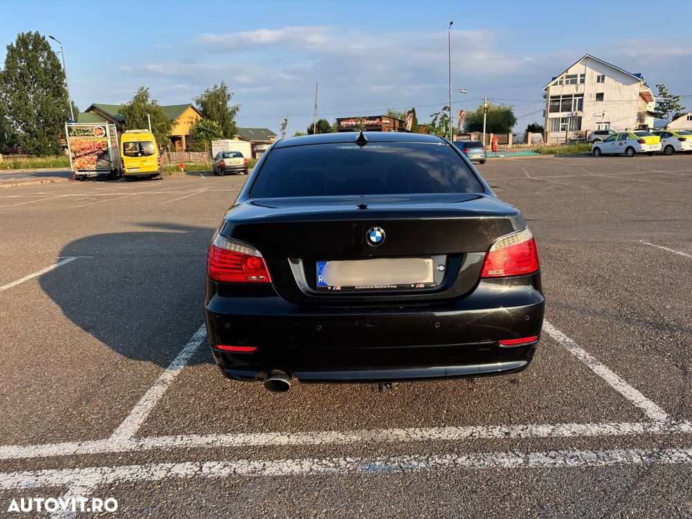 BMW Seria 5 520d - 5