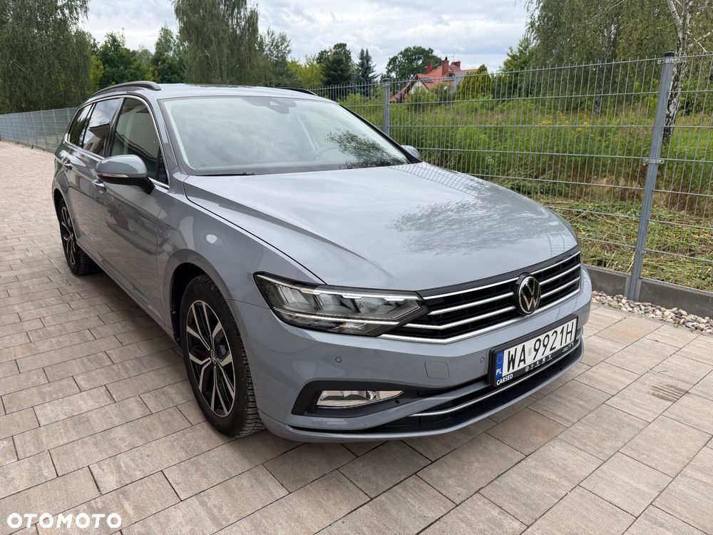Volkswagen Passat - 4