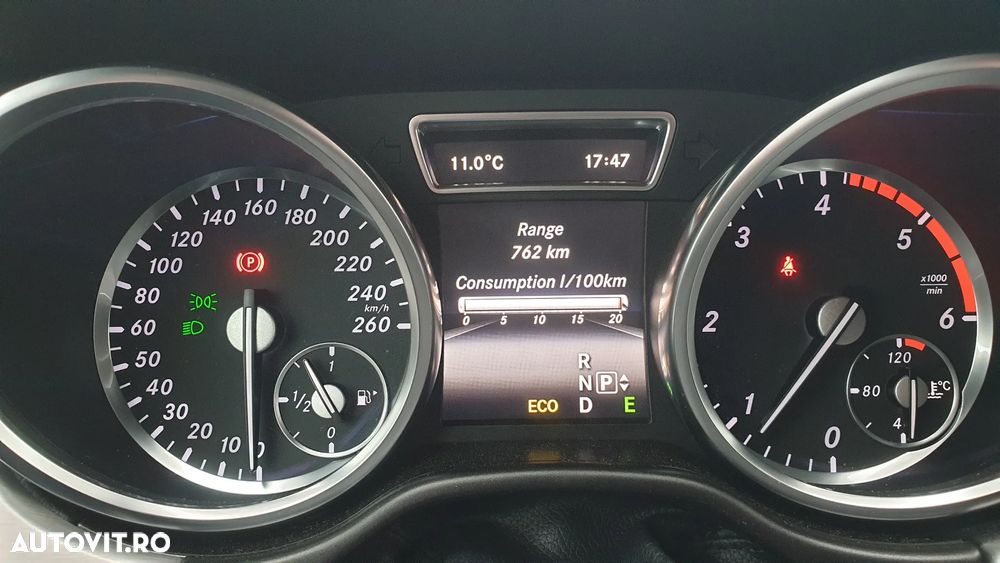 Mercedes-Benz ML - 13