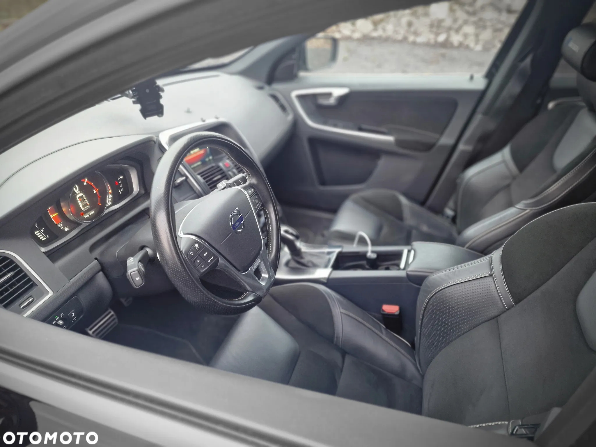 Volvo XC 60 - 13