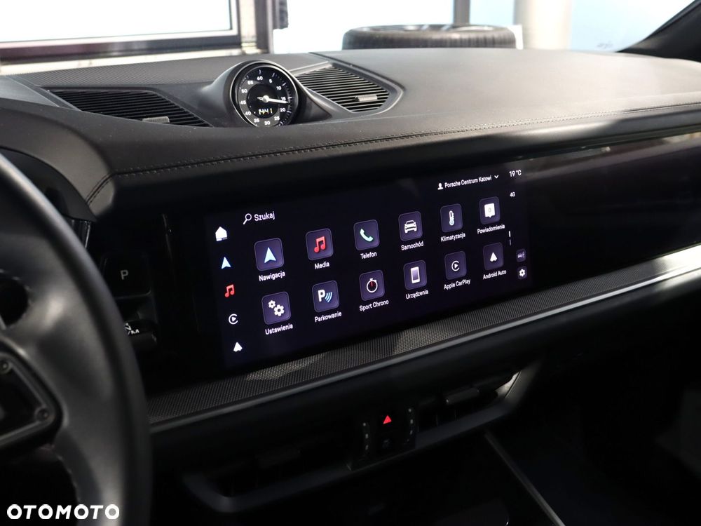 Porsche Cayenne Standard - 24