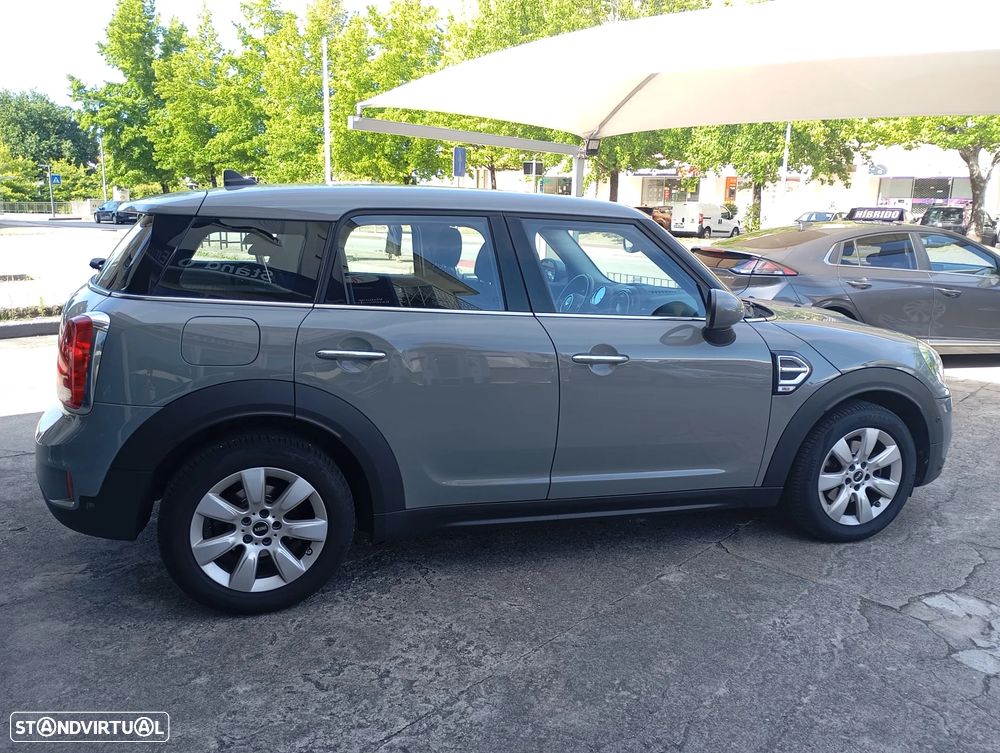 MINI 5 Portas Cooper Aut. 60 Years Chili - 4