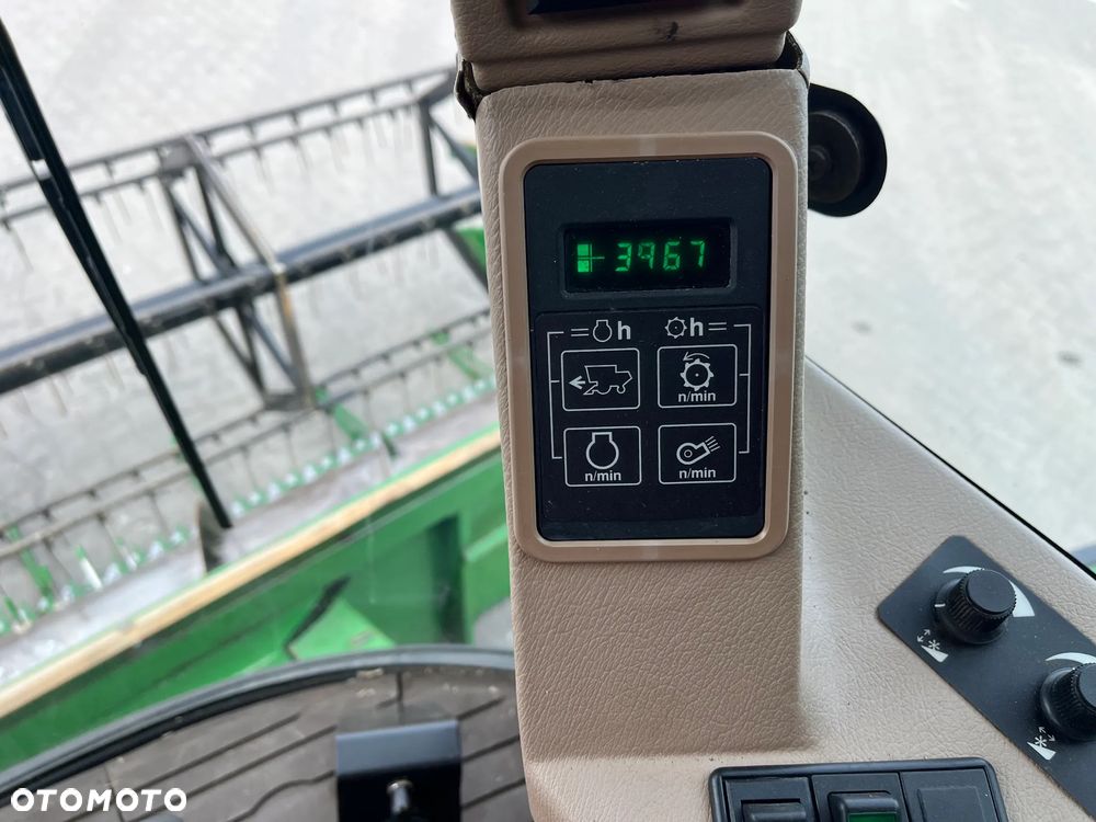 John Deere 2054 - 18