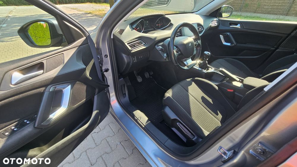 Peugeot 308 1.2 PureTech Active Pack S&S - 9