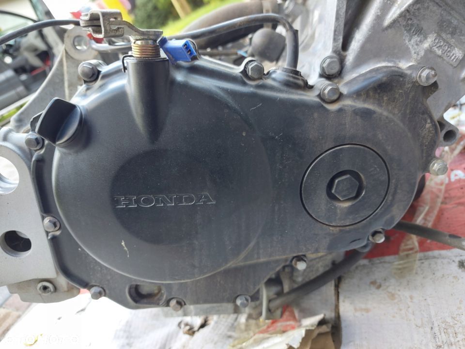 Honda CBR 929 SC44 dekiel kapa pokrywa - 1