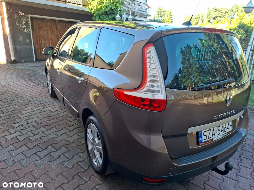 Renault Grand Scenic TCe 130 Bose Edition - 11