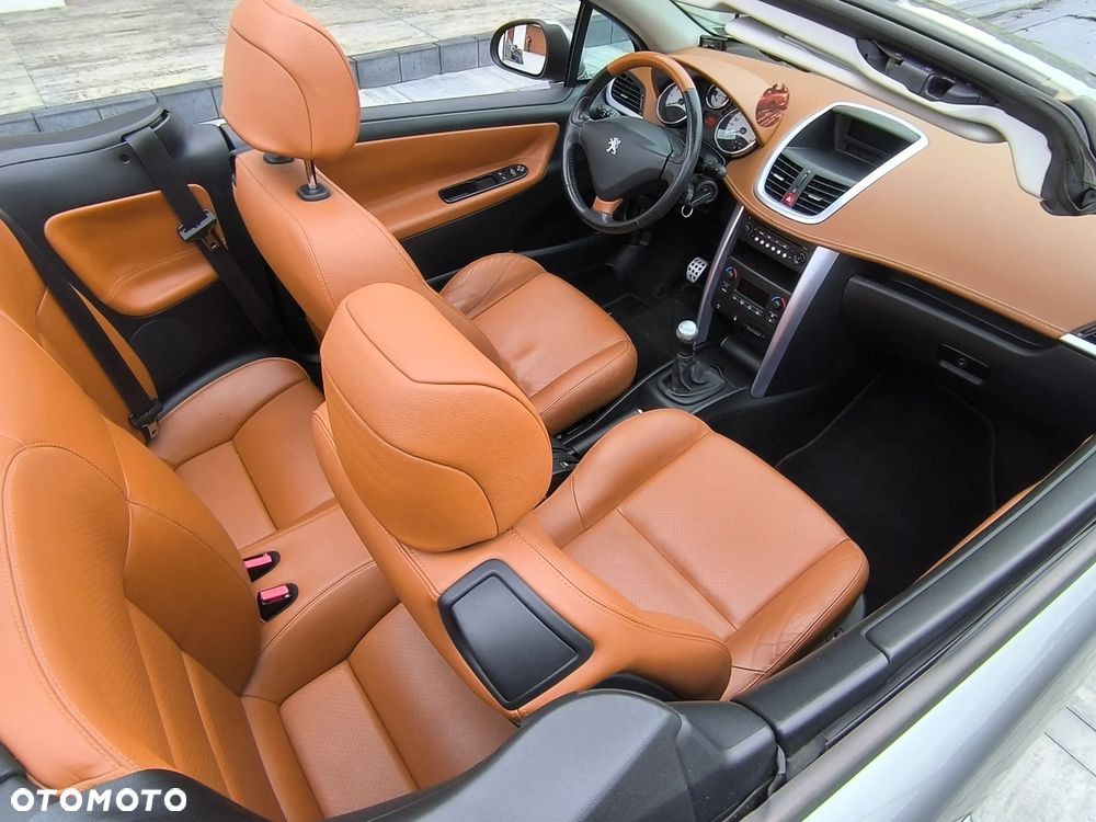 Peugeot 207 1.6 VTi Sporty - 21