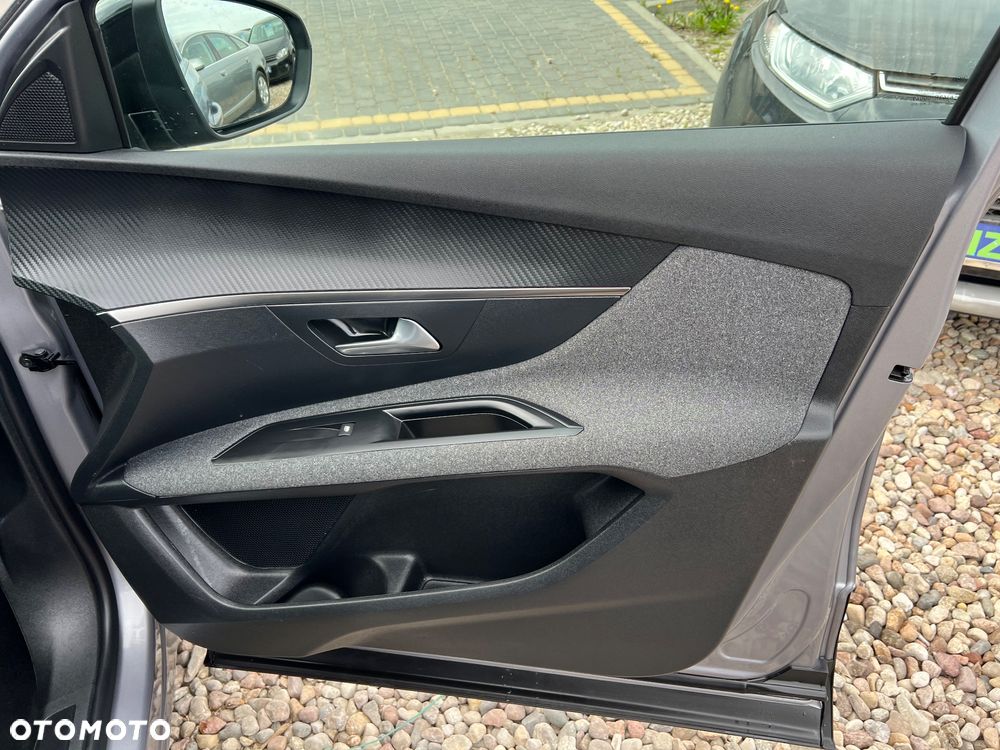 Peugeot 3008 BlueHDi 130 Stop & Start EAT8 Allure Business-Paket - 27