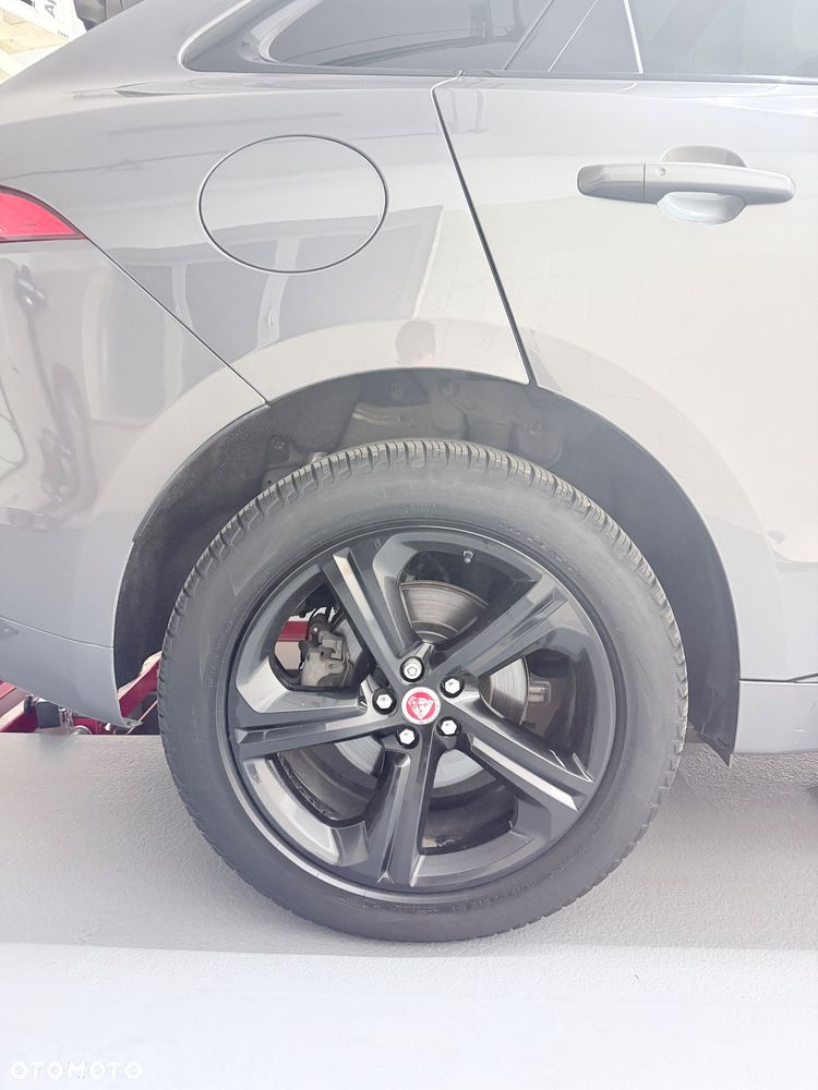 Jaguar F-Pace 2.0 i4D RWD R-Sport - 14