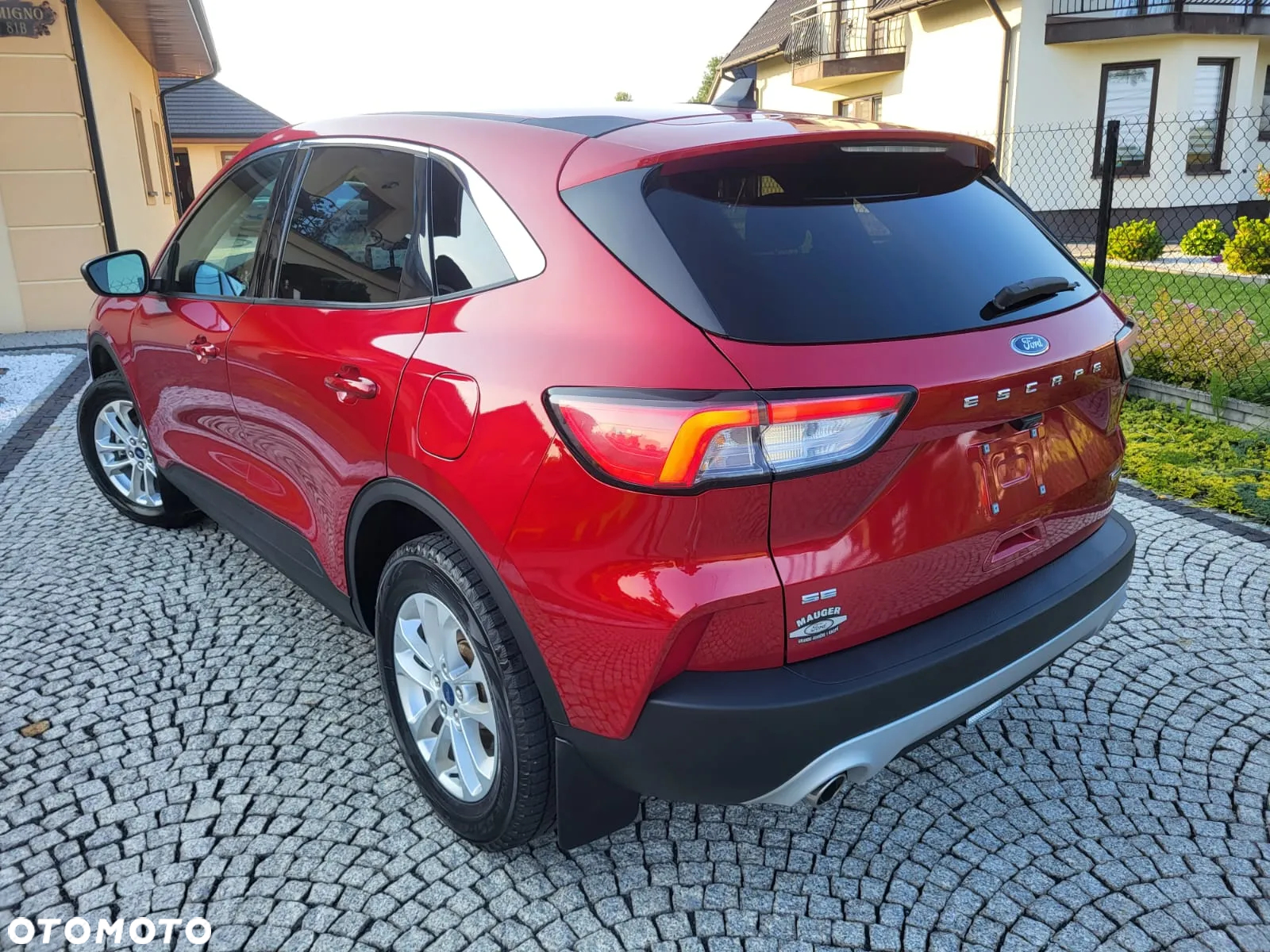 Ford Kuga - 24