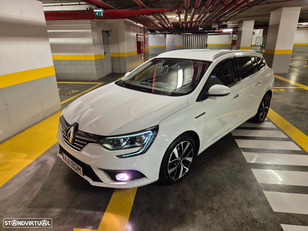 Renault Mégane Sport Tourer 1.5 Blue dCi Bose Edition - 4