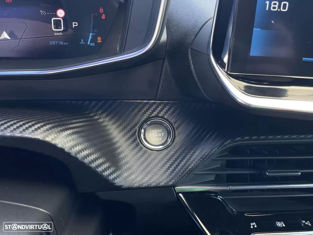 Peugeot 208 1.2 PureTech GT Line EAT8 - 36