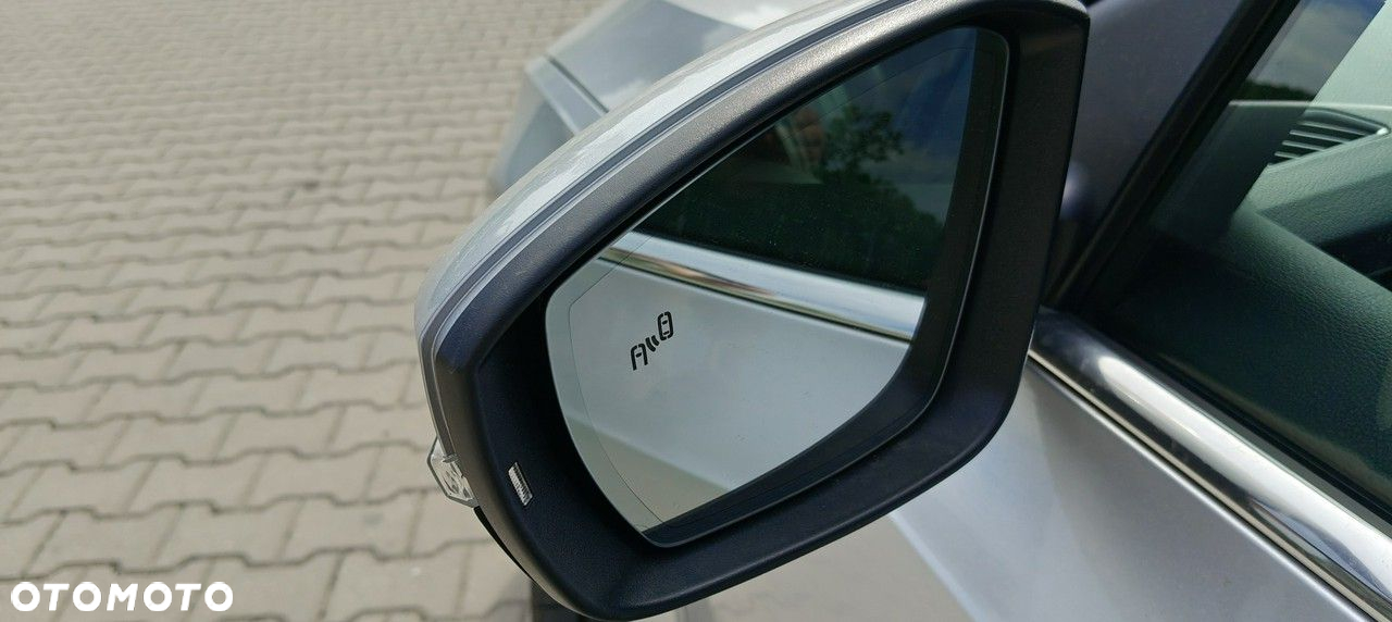 Skoda Octavia 1.6 TDI DSG Premium Edition - 12
