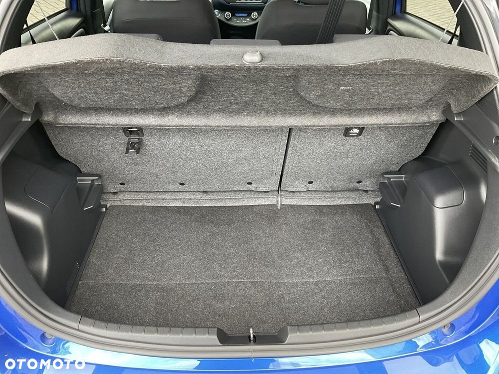 Toyota Yaris - 13