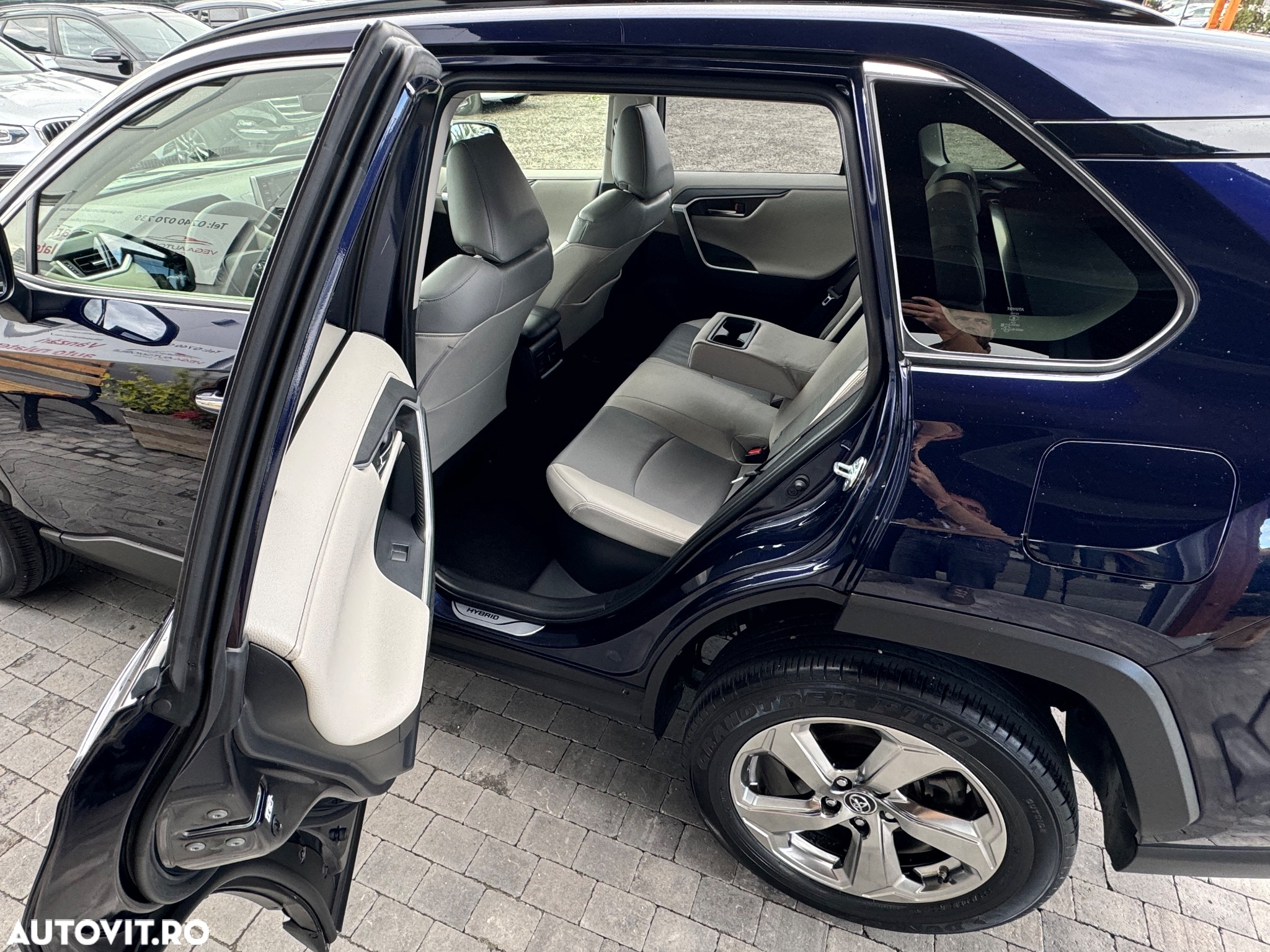 Toyota RAV4 2.5 4x4 Hybrid Adventure - 21