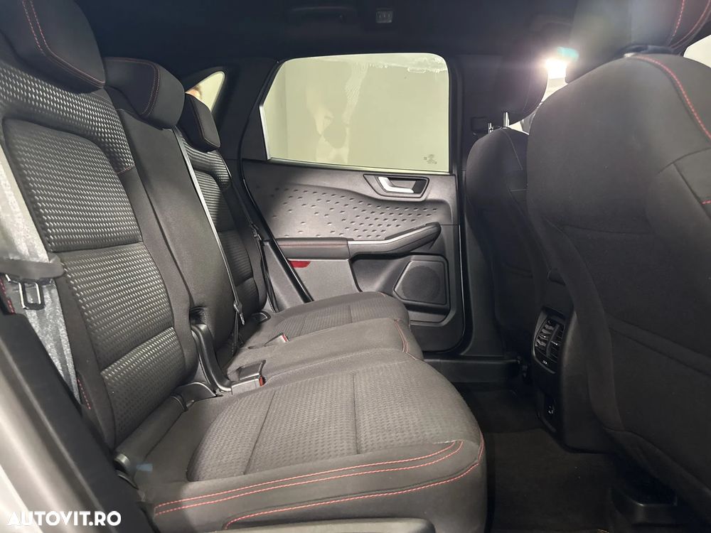 Ford Kuga - 13