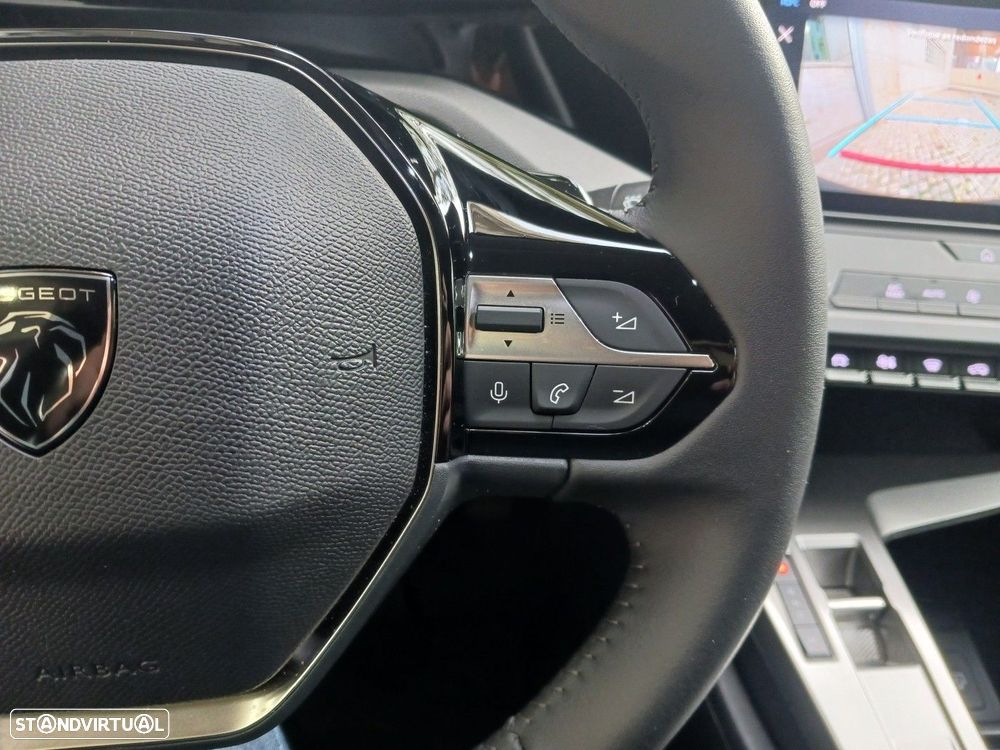 Peugeot 408 1.2 Hybrid Allure e-DCS6 - 25