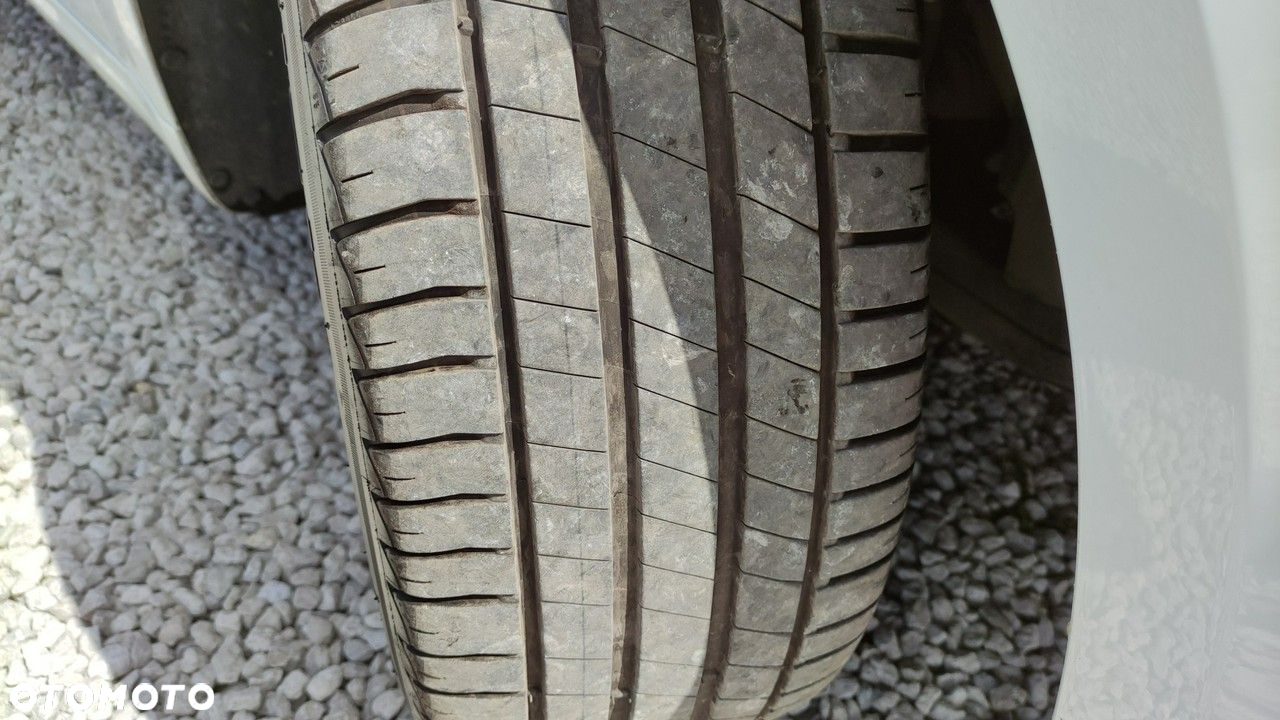 Ford Mondeo - 18