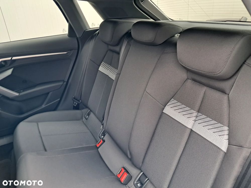 Audi A3 Sportback - 8