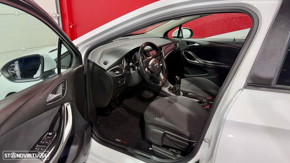 Opel Astra 1.5 D Business Edition S/S - 28