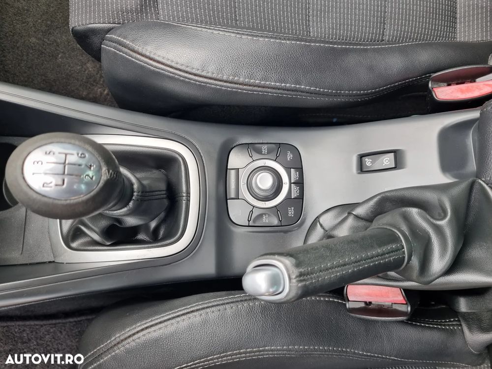 Renault Megane ENERGY dCi 110 GT LINE - 17