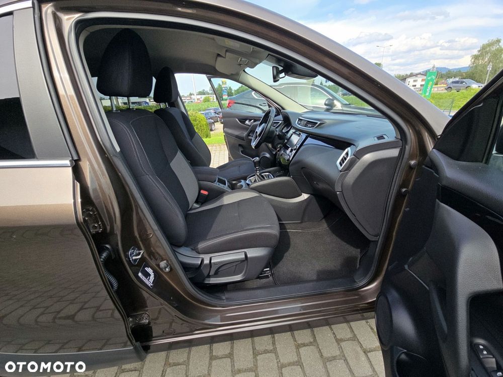 Nissan Qashqai - 11