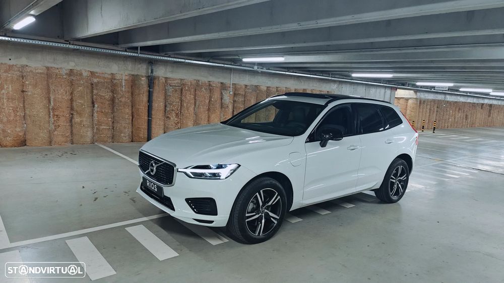 Volvo XC 60 2.0 T8 PHEV R-Design AWD - 38