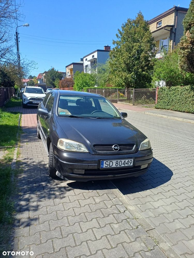 Opel Astra 1.6 - 5